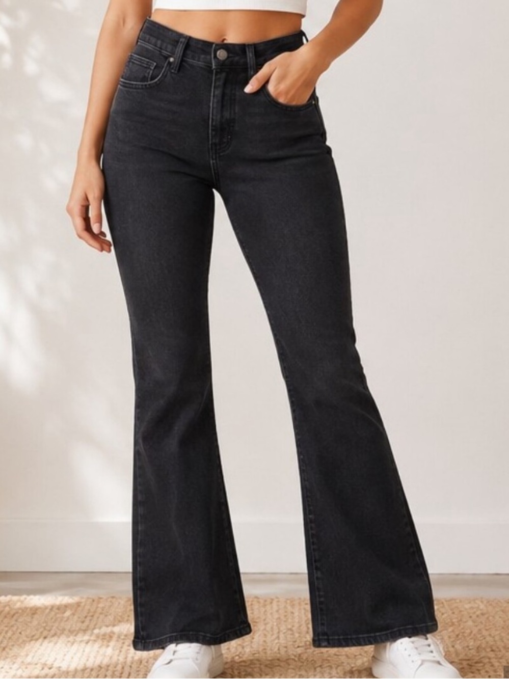 Universal Thread NWOT 2 short Black denim High-Rise Flared DURABLE Jeans